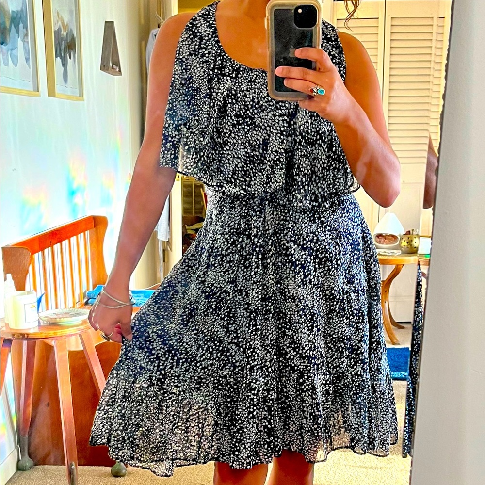 CYNTHIA STEEFE Spotted Sequin Carey Dress Navy 4
Cynthia Steffe